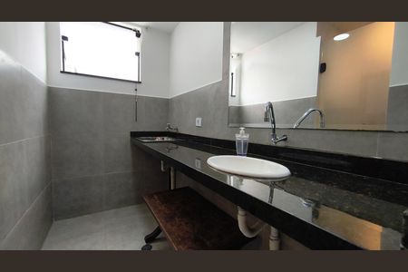 Studio para alugar com 38m², 1 quarto e sem vaga Studio para alugar com 38m², 1 quarto e sem vagaBanheiro