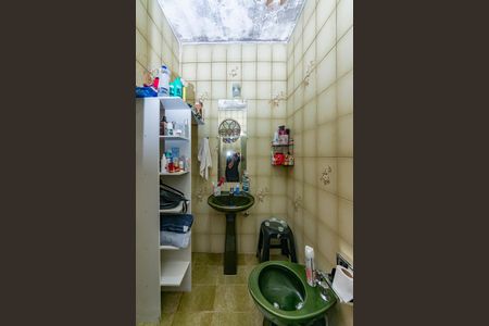 Casa à venda com 200m², 3 quartos e 2 vagasBanheiro da Suíte