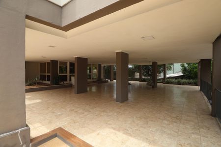 Apartamento à venda com 113m², 2 quartos e sem vagaÁrea comum