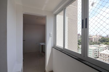 Apartamento à venda com 113m², 2 quartos e sem vagaÁrea de Serviço