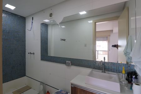 Apartamento à venda com 113m², 2 quartos e sem vagaBanheiro da Suíte