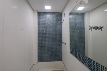 Apartamento à venda com 113m², 2 quartos e sem vagaBanheiro da Suíte