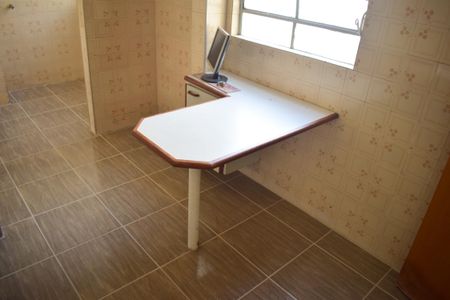 Apartamento para alugar com 55m², 2 quartos e 1 vagaCozinha