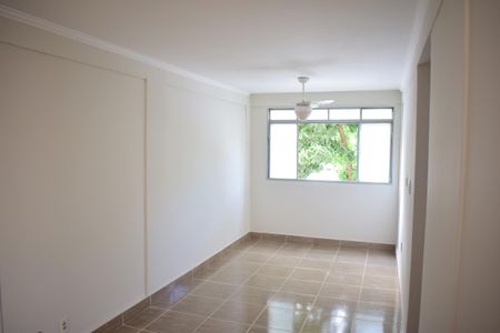 Apartamento para alugar com 55m², 2 quartos e 1 vagaSala