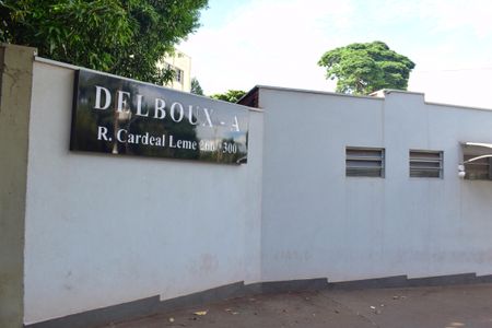 Apartamento para alugar com 55m², 2 quartos e 1 vagaFachada e portaria