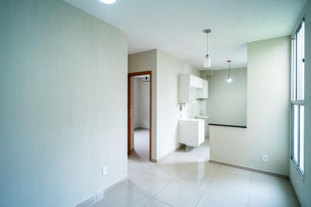 Sala de apartamento para alugar com 2 quartos, 47m² em Éden, Sorocaba