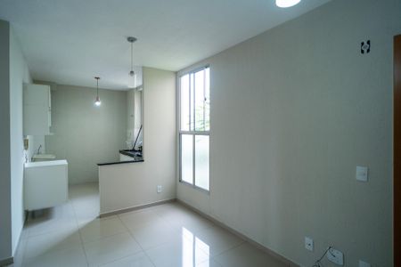 Sala de apartamento para alugar com 2 quartos, 47m² em Éden, Sorocaba