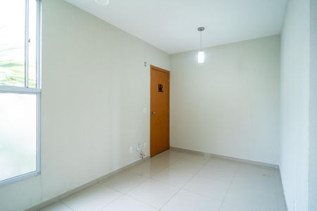 Sala de apartamento para alugar com 2 quartos, 47m² em Éden, Sorocaba