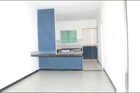 Sala de casa à venda com 2 quartos, 60m² em Goiânia, Belo Horizonte