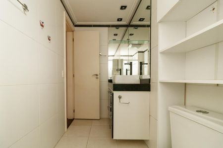 Apartamento à venda com 139m², 4 quartos e 2 vagasBanheiro da Suíte 2