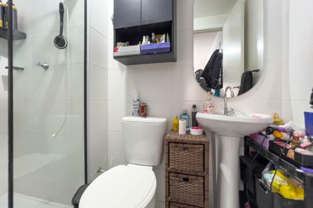 Banheiro de apartamento à venda com 1 quarto, 27m² em Cambuci, São Paulo