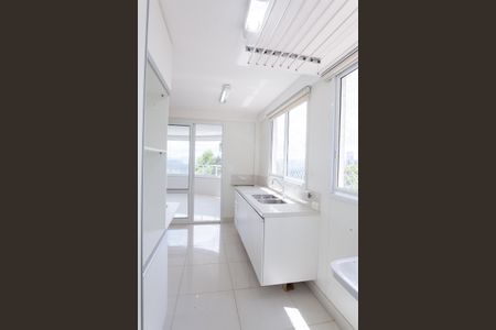 Apartamento para alugar com 103m², 2 quartos e 2 vagas Apartamento para alugar com 103m², 2 quartos e 2 vagasCozinha