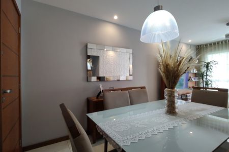 Apartamento à venda com 90m², 3 quartos e 1 vaga Apartamento à venda com 90m², 3 quartos e 1 vagaSala