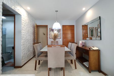 Sala de apartamento à venda com 3 quartos, 90m² em Pechincha, Rio de Janeiro