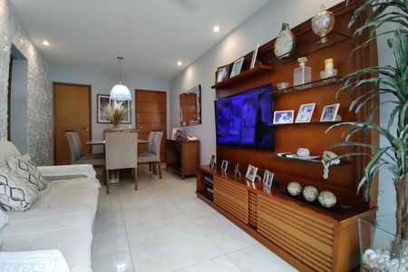 Apartamento à venda com 90m², 3 quartos e 1 vaga Apartamento à venda com 90m², 3 quartos e 1 vagaSala