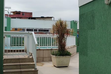 Apartamento à venda com 90m², 3 quartos e 1 vaga Apartamento à venda com 90m², 3 quartos e 1 vagaÁrea comum - Piscina