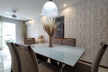 Apartamento à venda com 90m², 3 quartos e 1 vaga Apartamento à venda com 90m², 3 quartos e 1 vagaSala