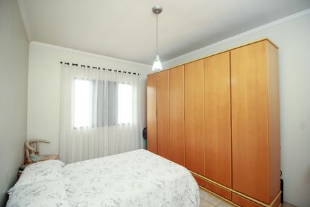 Casa à venda com 272m², 4 quartos e 2 vagas Casa à venda com 272m², 4 quartos e 2 vagasSuite 1