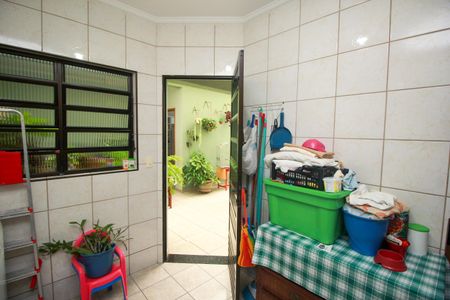 Casa à venda com 272m², 4 quartos e 2 vagas Casa à venda com 272m², 4 quartos e 2 vagasÁrea de Serviço