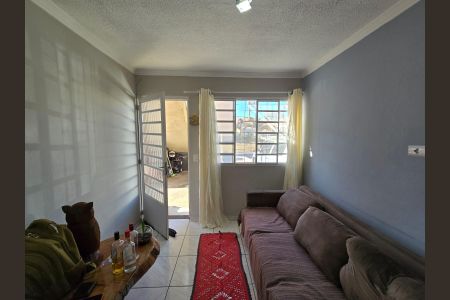 Sala  de casa de condomínio para alugar com 2 quartos, 42m² em Vila Carmela I, Guarulhos