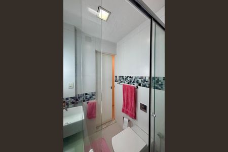 Apartamento à venda com 40m², 1 quarto e sem vagaBanheiro social