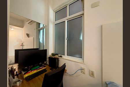 Apartamento à venda com 40m², 1 quarto e sem vagaQuarto