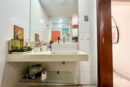 Apartamento à venda com 66m², 2 quartos e sem vaga Apartamento à venda com 66m², 2 quartos e sem vagaBanheiro