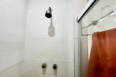 Apartamento à venda com 66m², 2 quartos e sem vaga Apartamento à venda com 66m², 2 quartos e sem vagaBanheiro