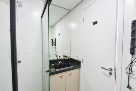 Banheiro de apartamento para alugar com 1 quarto, 29m² em Vila Mariana, São Paulo