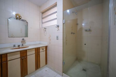 Apartamento à venda com 204m², 3 quartos e 2 vagasBanheiro Social