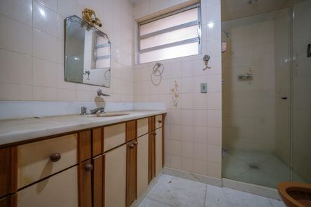Apartamento à venda com 204m², 3 quartos e 2 vagasBanheiro Social