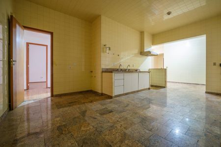 Apartamento à venda com 204m², 3 quartos e 2 vagasCozinha