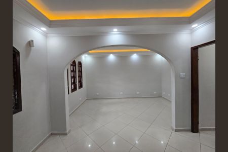 Sala  de casa para alugar com 3 quartos, 180m² em Vila Santa Maria, Guarulhos