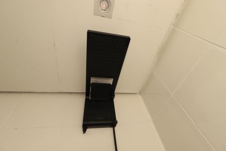 Apartamento à venda com 76m², 3 quartos e 2 vagasBanheiro da Suíte - Chuveiro