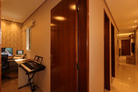 Apartamento à venda com 76m², 3 quartos e 2 vagasCorredor