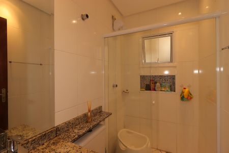 Apartamento à venda com 76m², 3 quartos e 2 vagasBanheiro Social