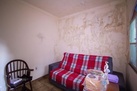 Sala de casa para alugar com 4 quartos, 113m² em Estrela do Norte, São Gonçalo