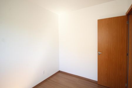 Quarto 1 de apartamento para alugar com 2 quartos, 44m² em Morro Santana, Porto Alegre