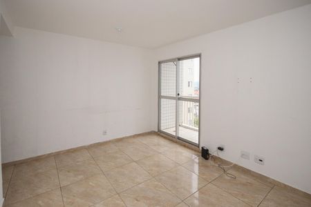 Sala  de apartamento para alugar com 2 quartos, 50m² em Parque Edu Chaves, São Paulo