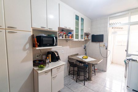 Apartamento para alugar com 202m², 2 quartos e 3 vagasCozinha