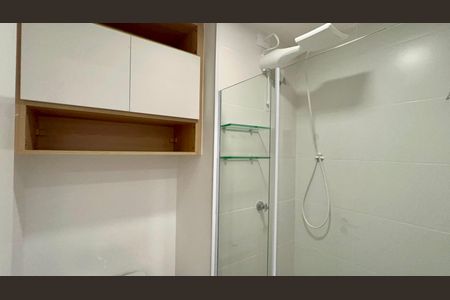Apartamento para alugar com 28m², 1 quarto e sem vaga Apartamento para alugar com 28m², 1 quarto e sem vagaBanheiro