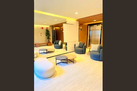 Apartamento para alugar com 28m², 1 quarto e sem vaga Apartamento para alugar com 28m², 1 quarto e sem vagaHall de entrada