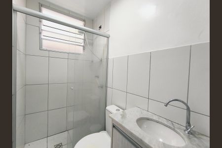 Banheiro da Suíte de apartamento para alugar com 2 quartos, 54m² em Vila Della Piazza, Jundiaí