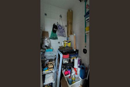 Apartamento para alugar com 83m², 3 quartos e 2 vagasBanheiro de Serviço 