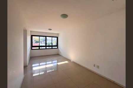 Sala  de apartamento para alugar com 2 quartos, 62m² em Jardim do Salso, Porto Alegre