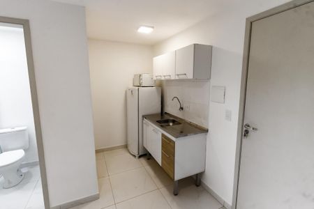 Cozinha - Armários de kitnet/studio para alugar com 1 quarto, 25m² em Vila Sonia, São Paulo