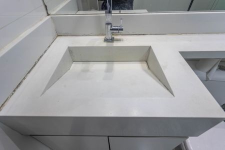 Apartamento à venda com 49m², 2 quartos e 1 vagaBanheiro 