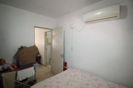 Quarto 1 de apartamento para alugar com 1 quarto, 40m² em Jardim Itu, Porto Alegre