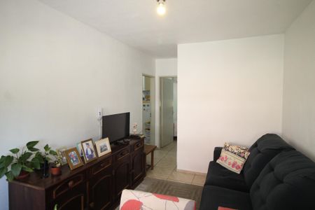 Sala de apartamento para alugar com 1 quarto, 40m² em Jardim Itu, Porto Alegre