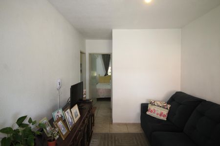 Sala de apartamento para alugar com 1 quarto, 40m² em Jardim Itu, Porto Alegre